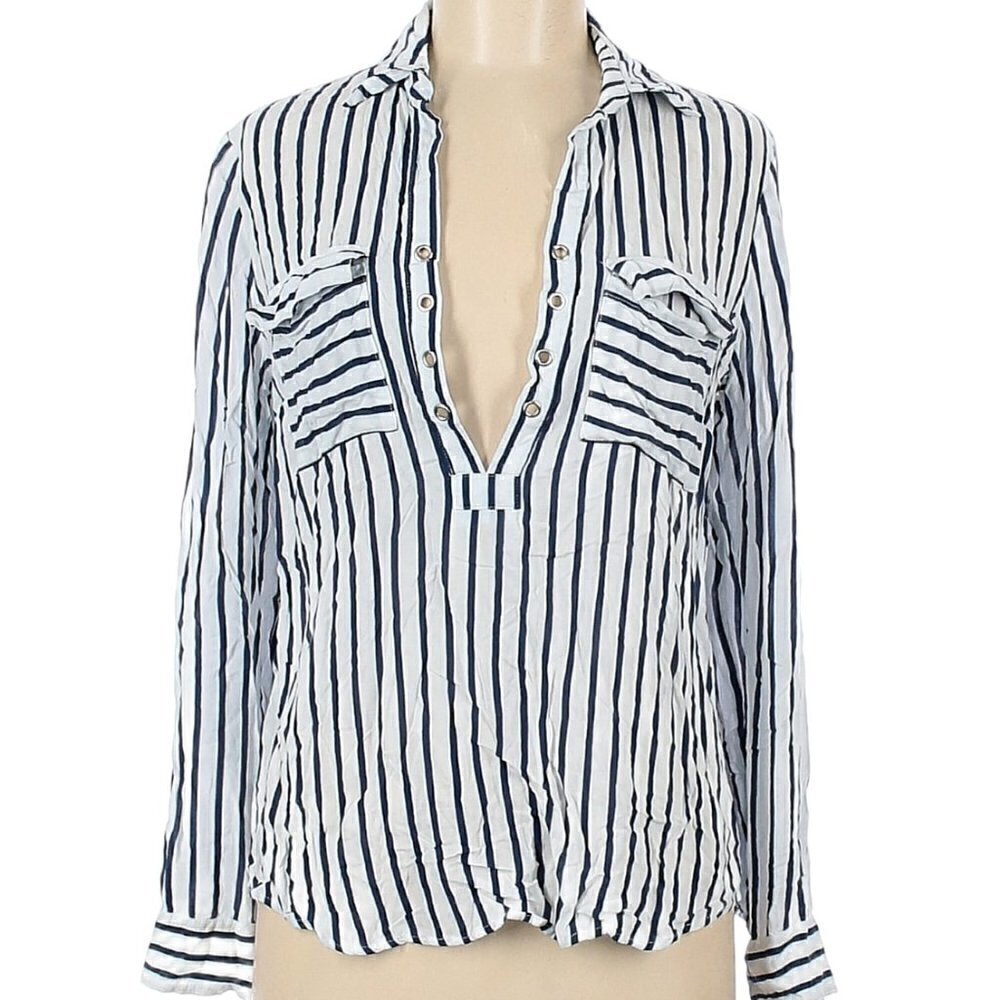 Soho New York & Company Women's Size Medium V-Neck Blouse Navy Blue White Stripe